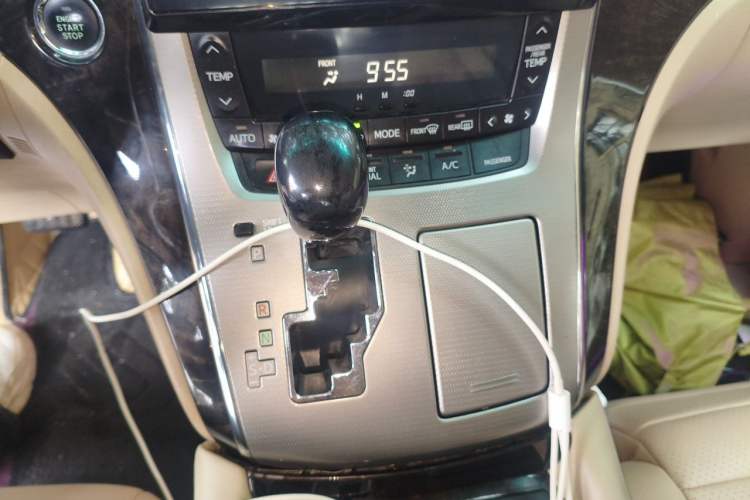 Used Toyota Alphard 2012 3.5L Luxury Edition Gear Lever