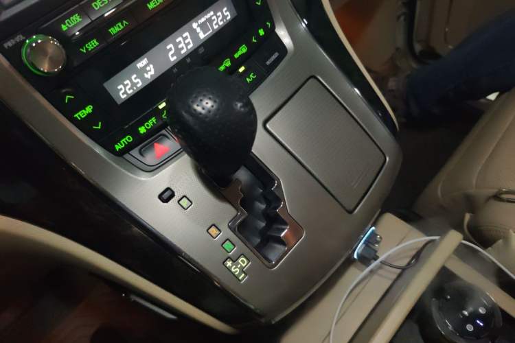 Used Toyota Alphard 2012 3.5L Luxury Edition Gear Lever