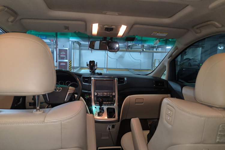 Used Toyota Alphard 2012 3.5L Luxury Edition Headliner