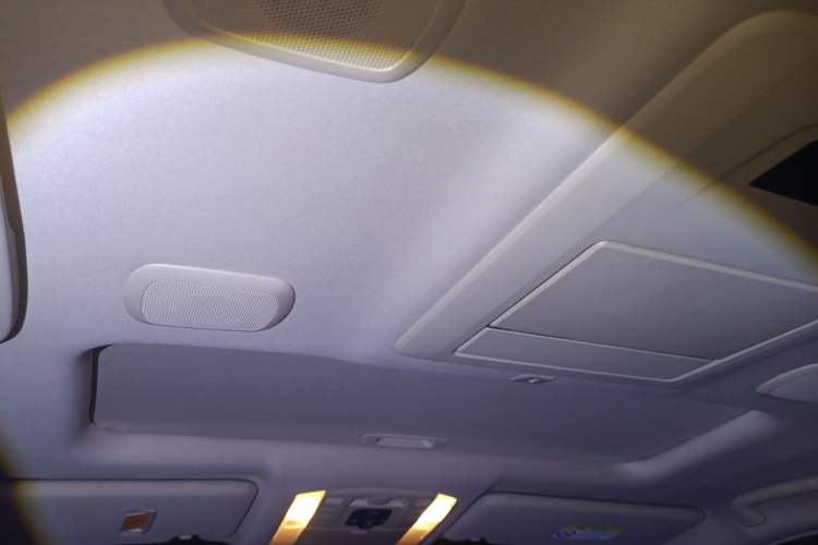Used Toyota Alphard 2012 3.5L Luxury Edition Headliner