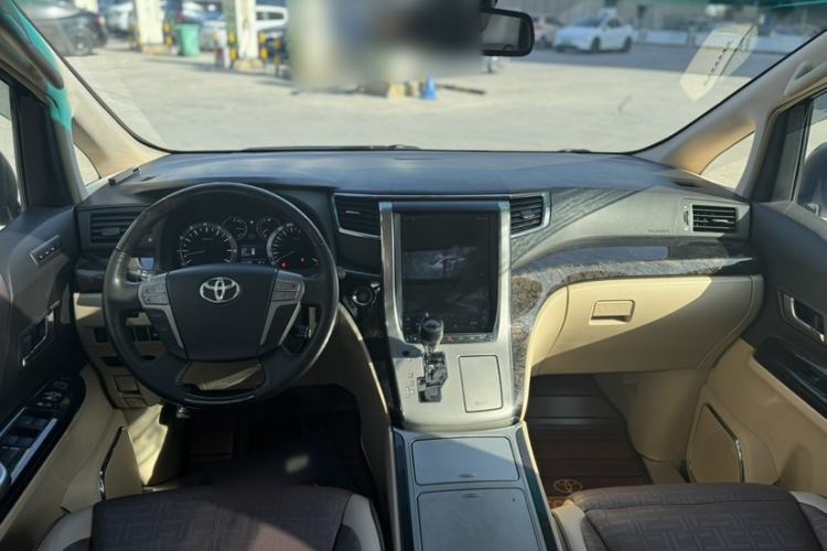 Used Toyota Alphard 2012 3.5L Luxury Edition Interior 1