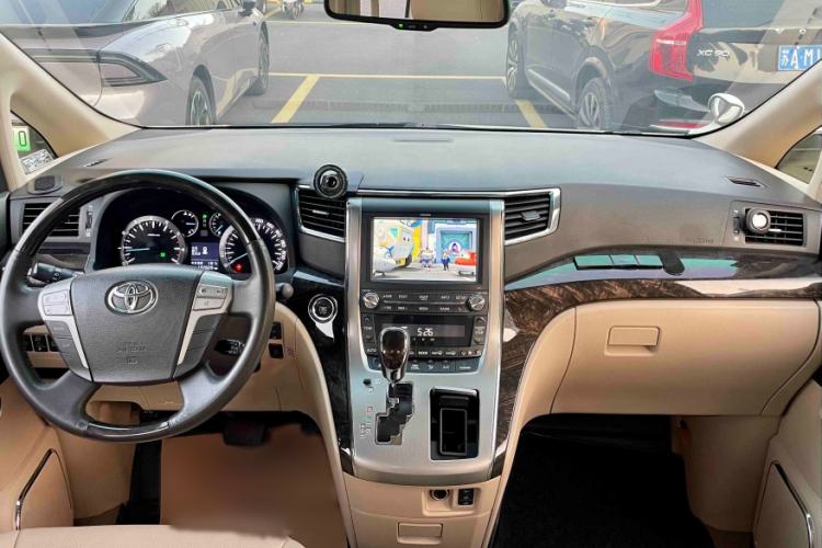 Used Toyota Alphard 2012 3.5L Luxury Edition Interior 12