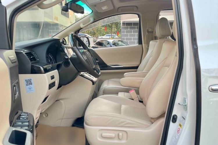 Used Toyota Alphard 2012 3.5L Luxury Edition Interior 14
