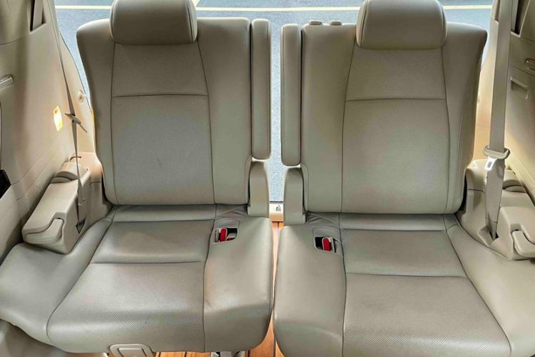 Used Toyota Alphard 2012 3.5L Luxury Edition Interior 3