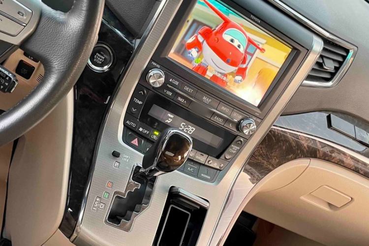 Used Toyota Alphard 2012 3.5L Luxury Edition Interior 4