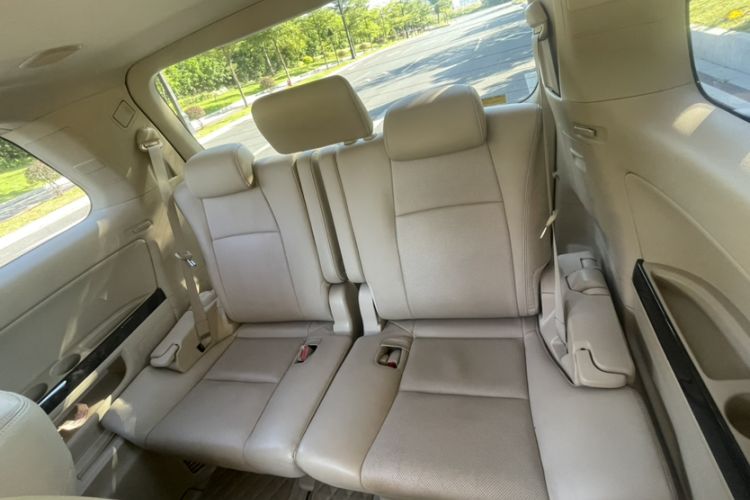 Used Toyota Alphard 2012 3.5L Luxury Edition Interior 7