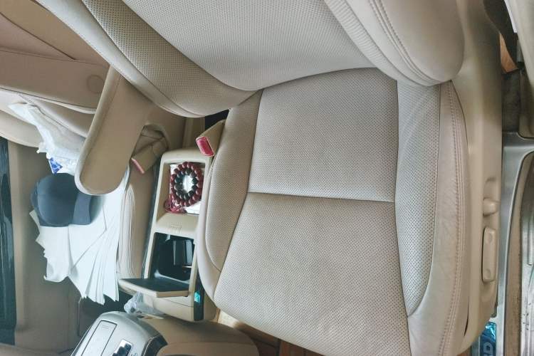 Used Toyota Alphard 2012 3.5L Luxury Edition Left Front Seat