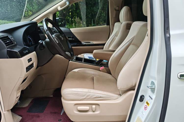 Used Toyota Alphard 2012 3.5L Luxury Edition Left Front Seat
