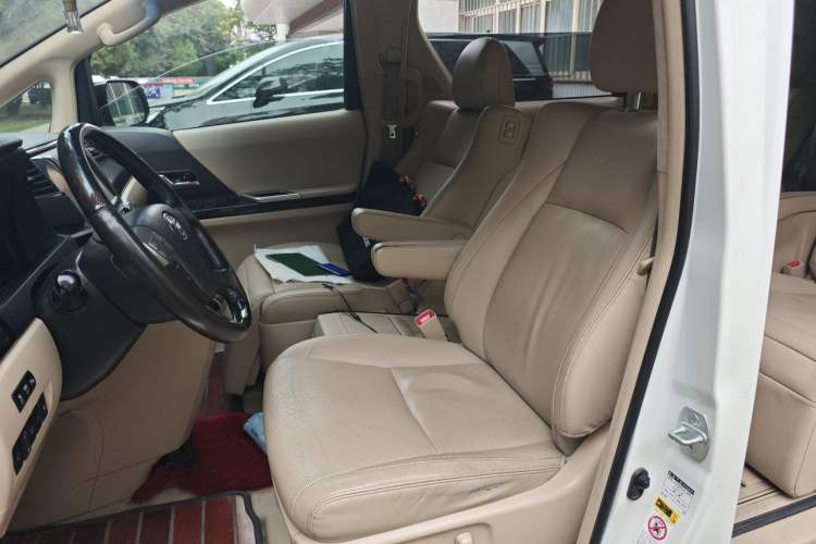 Used Toyota Alphard 2012 3.5L Luxury Edition Left Front Seat