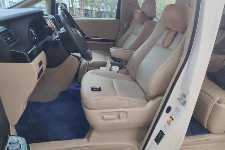 Used Toyota Alphard 2012 3.5L Luxury Edition Left Front Seat