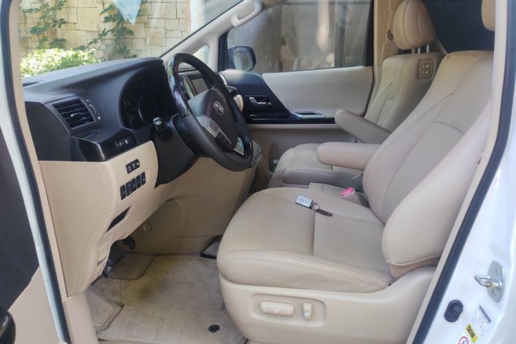 Used Toyota Alphard 2012 3.5L Luxury Edition Left Front Seat