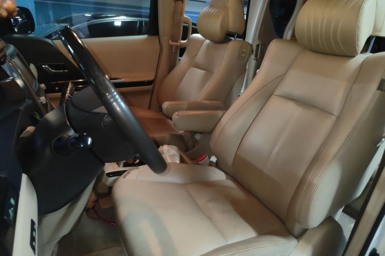Used Toyota Alphard 2012 3.5L Luxury Edition Left Front Seat