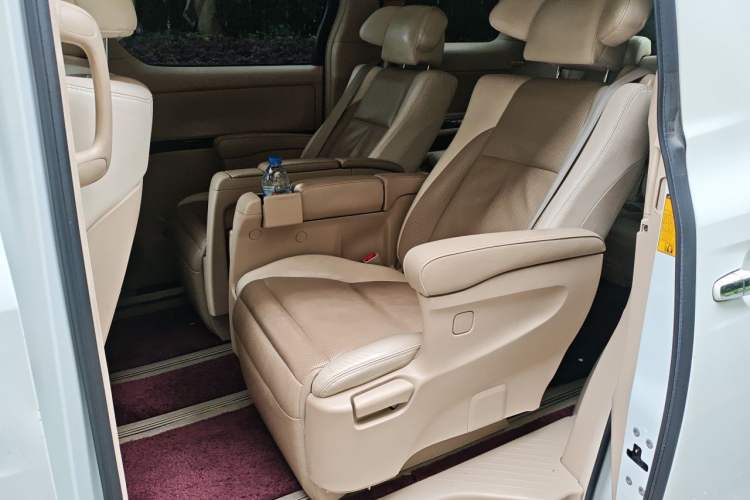 Used Toyota Alphard 2012 3.5L Luxury Edition Left Rear Seat