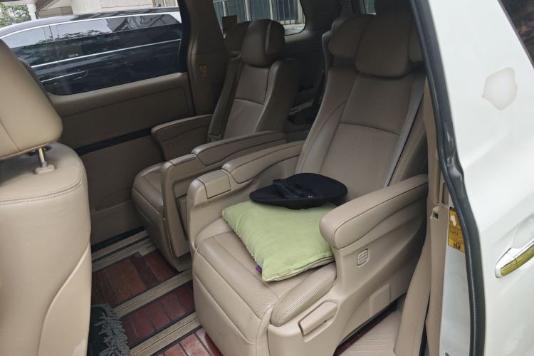 Used Toyota Alphard 2012 3.5L Luxury Edition Left Rear Seat