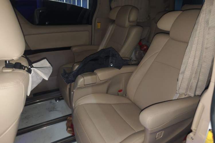 Used Toyota Alphard 2012 3.5L Luxury Edition Left Rear Seat