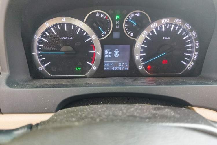 Used Toyota Alphard 2012 3.5L Luxury Edition Odometer Close Up