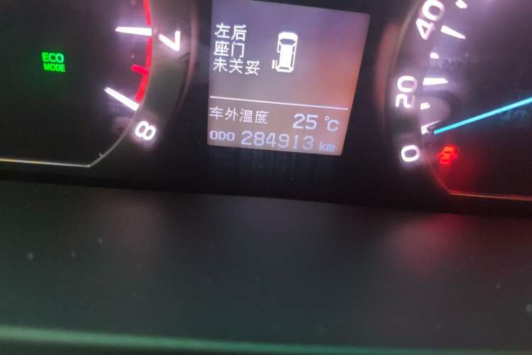 Used Toyota Alphard 2012 3.5L Luxury Edition Odometer Close Up