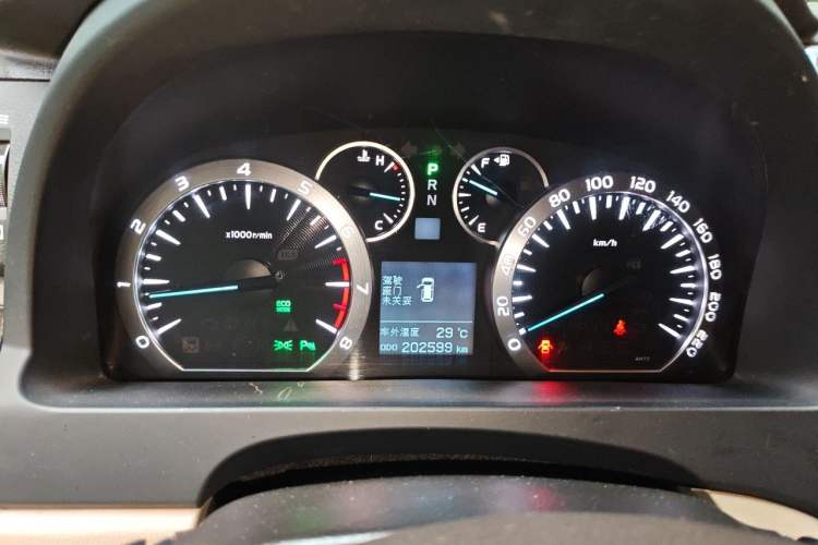 Used Toyota Alphard 2012 3.5L Luxury Edition Odometer Close Up