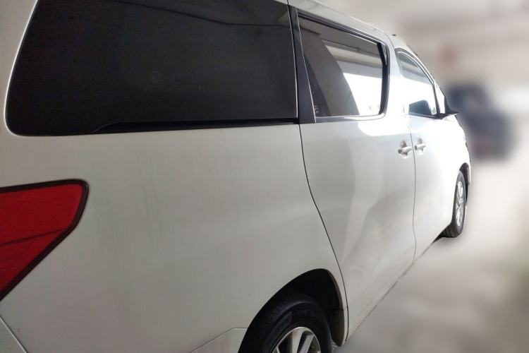 Used Toyota Alphard 2012 2.4L Luxury Edition Rear Right 45 Deg