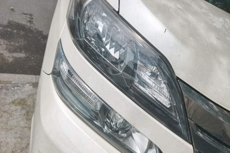 Used Toyota Alphard 2012 3.5L Luxury Edition Right Front Headlight
