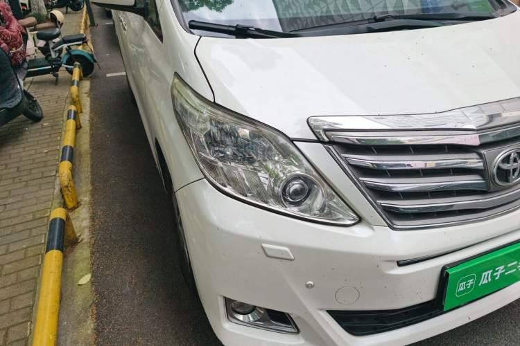 Used Toyota Alphard 2012 3.5L Luxury Edition Right Front Headlight