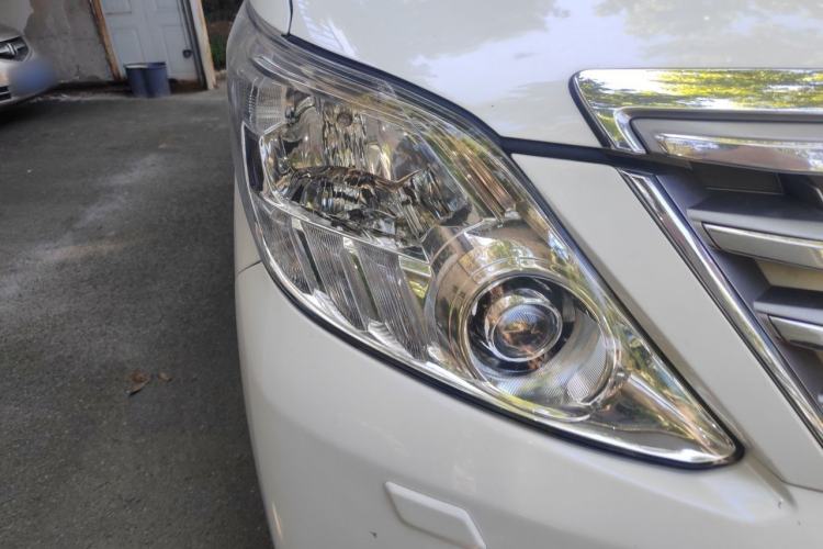 Used Toyota Alphard 2012 3.5L Luxury Edition Right Front Headlight