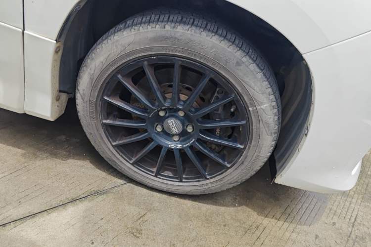 Used Toyota Alphard 2012 3.5L Luxury Edition Right Front Wheel Hub