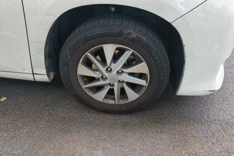 Used Toyota Alphard 2012 3.5L Luxury Edition Right Front Wheel Hub