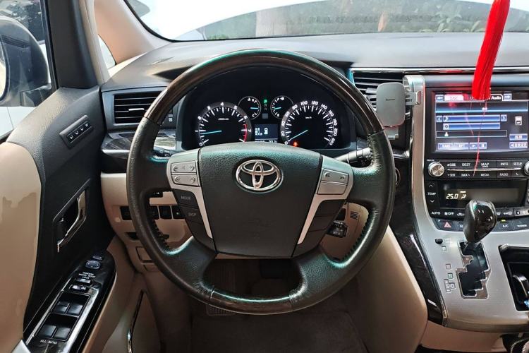 Used Toyota Alphard 2012 3.5L Luxury Edition Steering Wheel