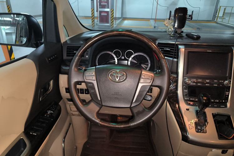Used Toyota Alphard 2012 3.5L Luxury Edition Steering Wheel