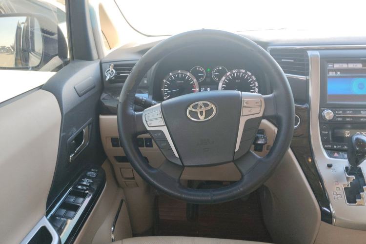 Used Toyota Alphard 2012 3.5L Luxury Edition Steering Wheel