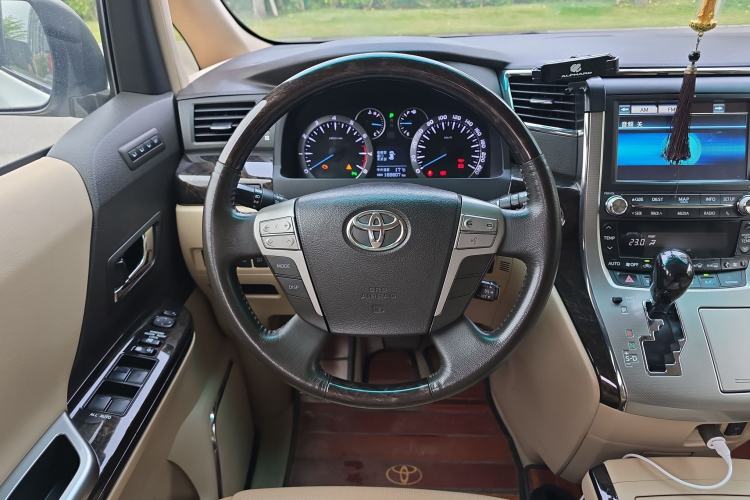 Used Toyota Alphard 2012 3.5L Luxury Edition Steering Wheel