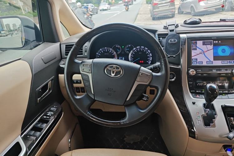 Used Toyota Alphard 2012 3.5L Luxury Edition Steering Wheel