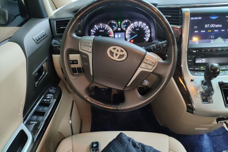 Used Toyota Alphard 2012 3.5L Luxury Edition Steering Wheel