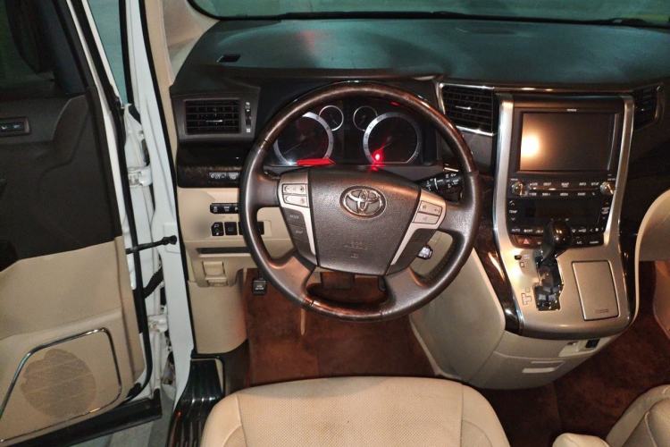 Used Toyota Alphard 2012 3.5L Luxury Edition Steering Wheel