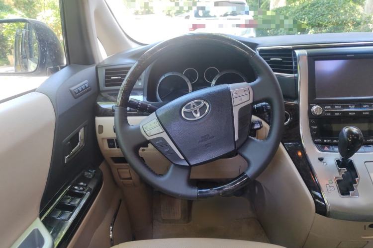Used Toyota Alphard 2012 3.5L Luxury Edition Steering Wheel