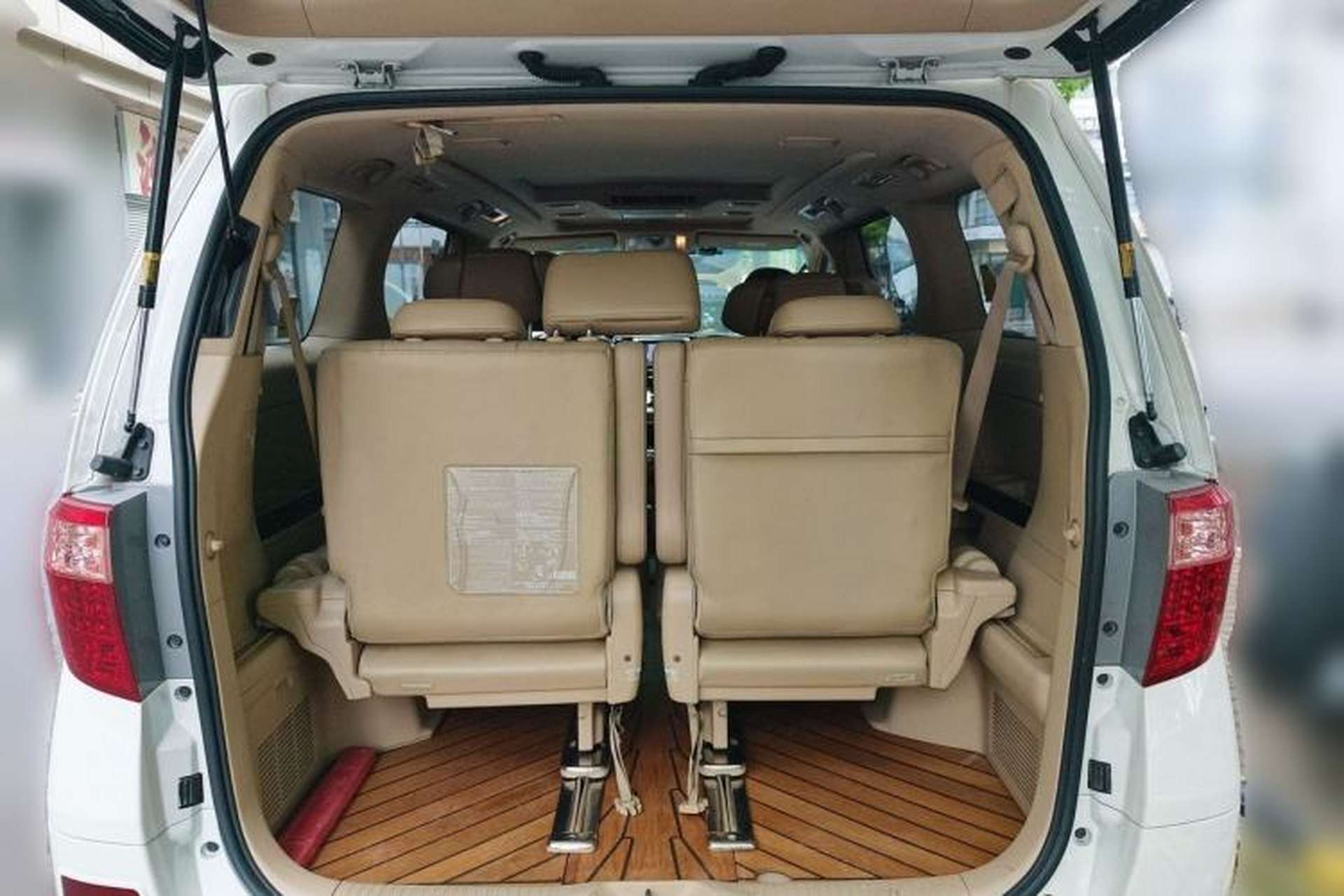 Used Toyota Alphard 2012 3.5L Luxury Edition Trunk