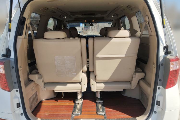 Used Toyota Alphard 2012 3.5L Luxury Edition Trunk