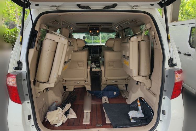 Used Toyota Alphard 2012 3.5L Luxury Edition Trunk