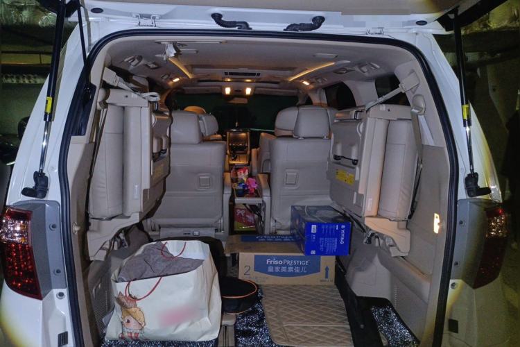 Used Toyota Alphard 2012 3.5L Luxury Edition Trunk
