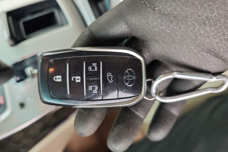 Used Toyota Alphard 2012 3.5L Luxury Edition Vehicle Key