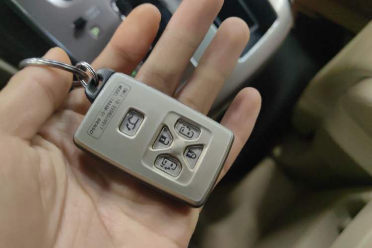 Used Toyota Alphard 2012 3.5L Luxury Edition Vehicle Key