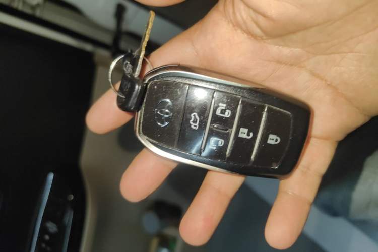 Used Toyota Alphard 2012 3.5L Luxury Edition Vehicle Key