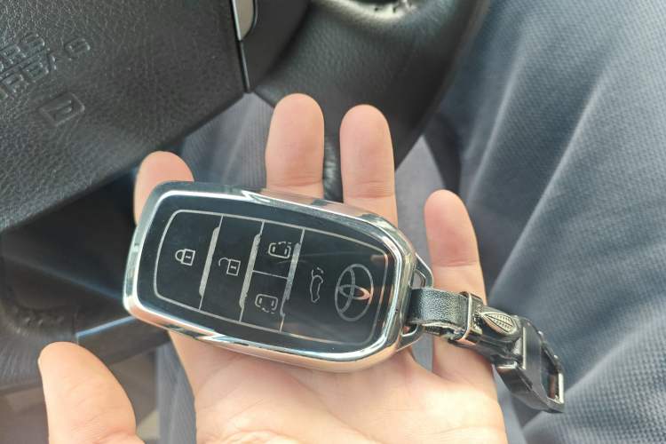 Used Toyota Alphard 2012 3.5L Luxury Edition Vehicle Key
