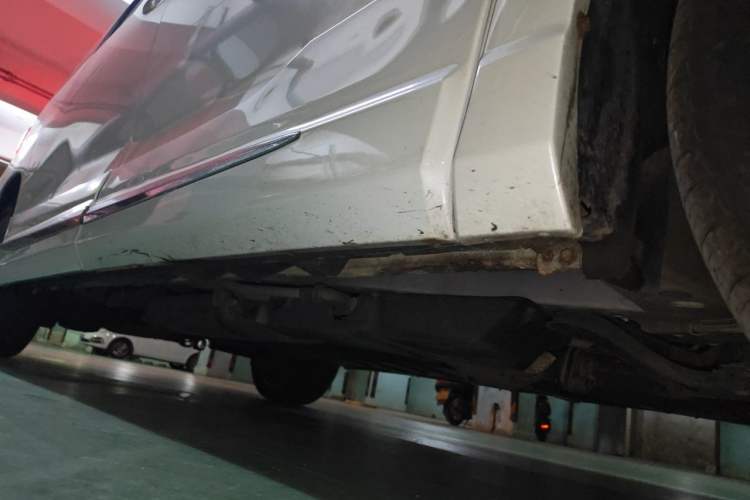 Used Toyota Alphard  Chassis Front Right