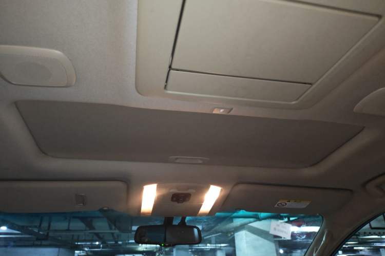 Used Toyota Alphard  Headliner