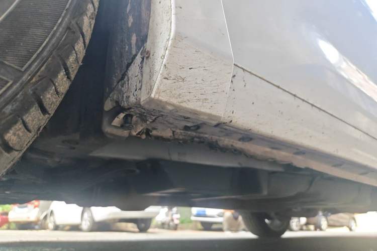 Used Toyota Alphard  Chassis Front Left