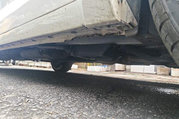 Used Toyota Alphard  Chassis Front Right