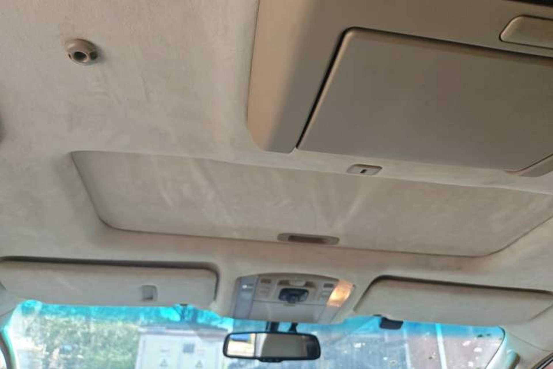 Used Toyota Alphard  Headliner