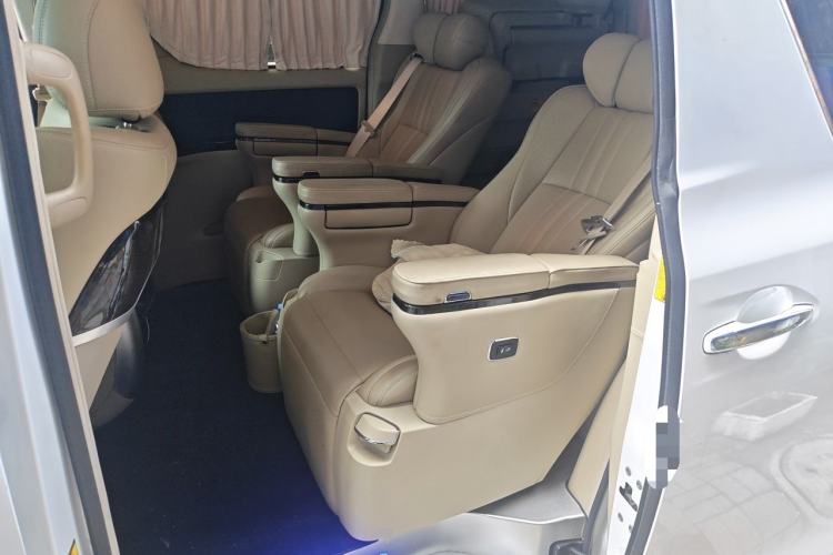 Used Toyota Alphard  Left Rear Seat